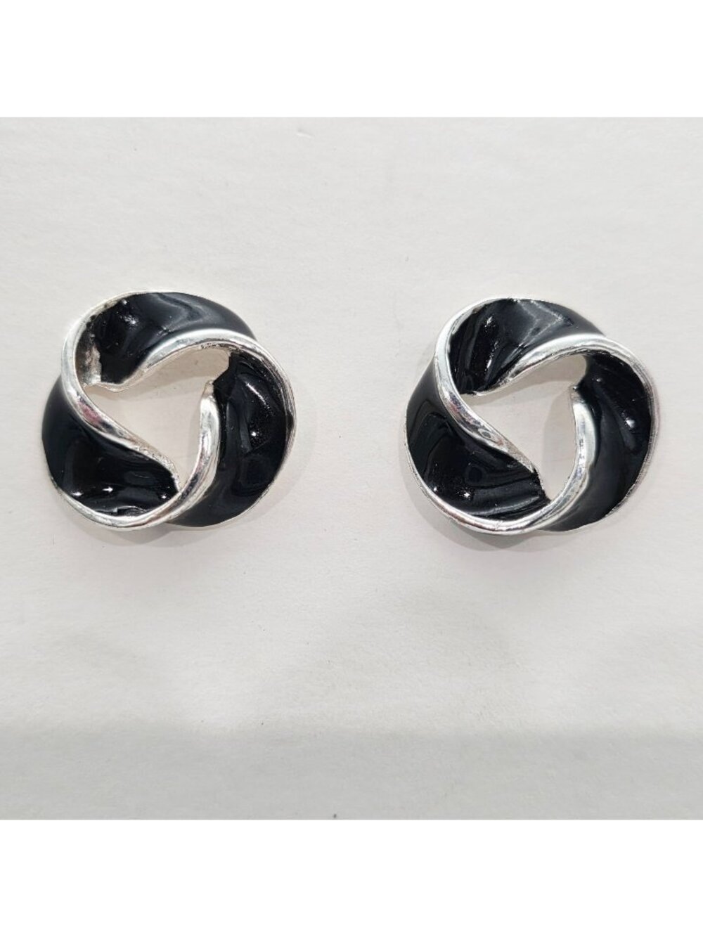 Twisted Black & Silver-Tone Enamel Circle Stud Earrings 1980s Vintage